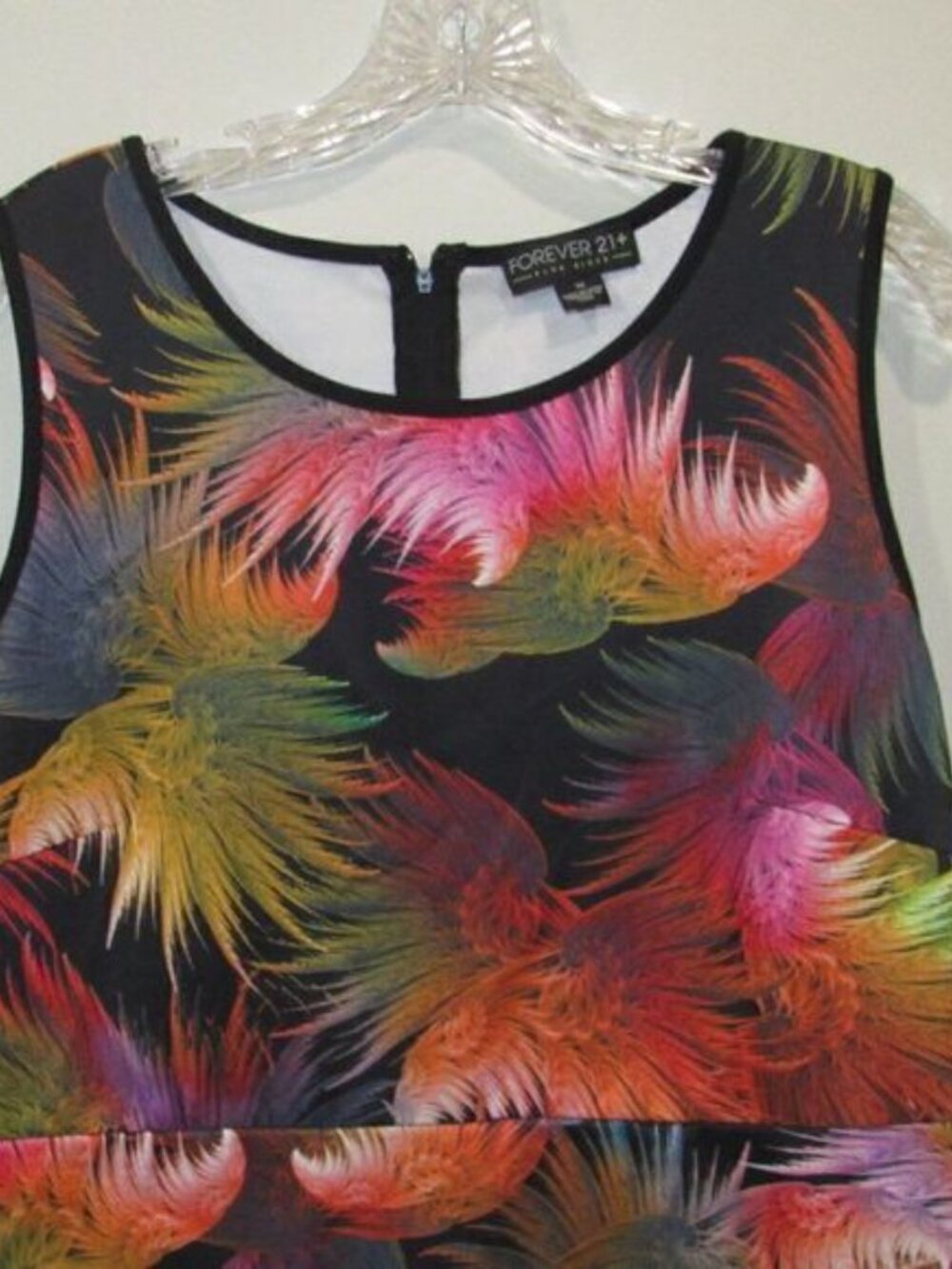 Forever 21 Sleeveless Floral Mini Dress.  Size 1X.  Sexy!!! - Picture 2 of 3